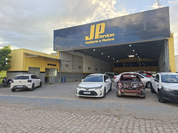 foto 1 de J P Serviços Funilaria e Pintura