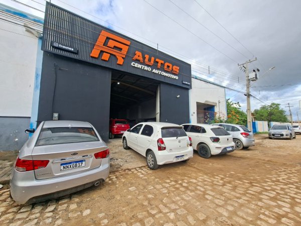 foto 1 de F R Auto Centro Automotivo