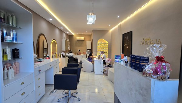 foto 2 de Estudio Fabricia Freitas - Salão de Beleza e Esmalteria