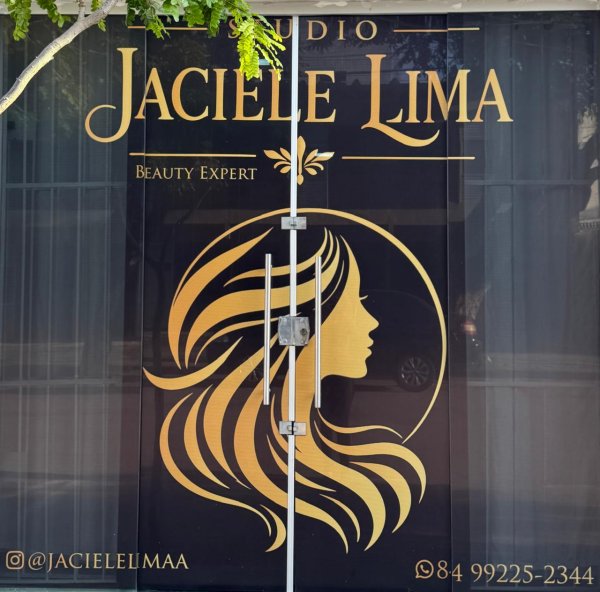 foto 1 de Jaciele Lima Beauty Expert Especialista em Loiras