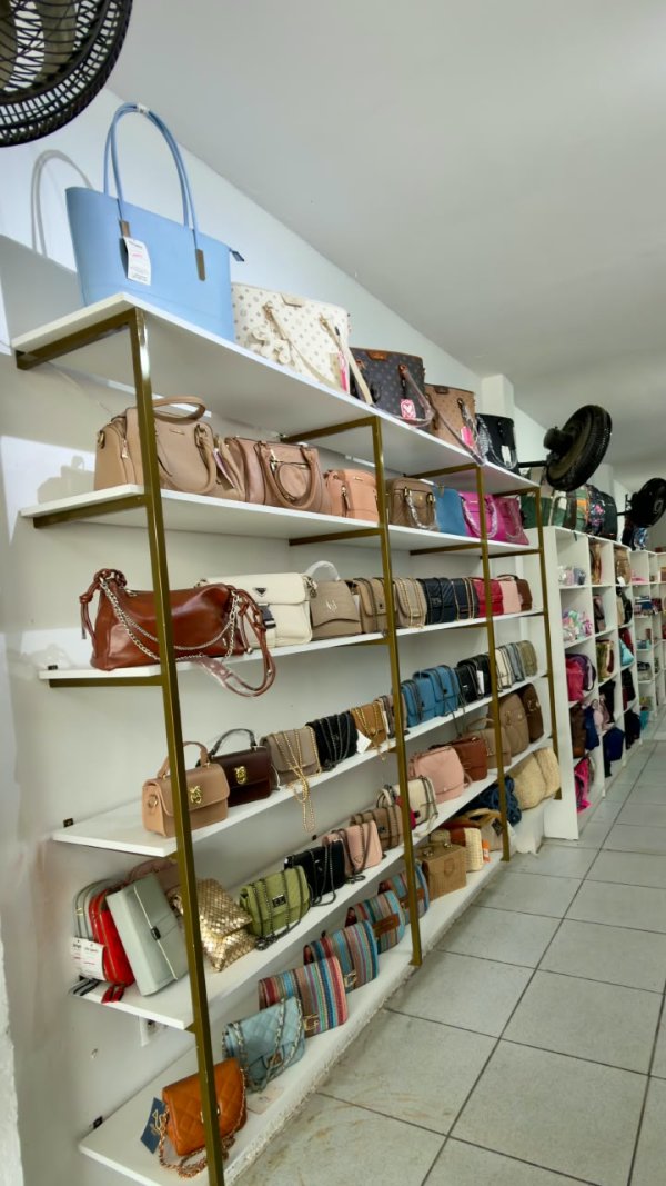 foto 4 de Alliance Store - Bolsas e Sandálias Havaianas