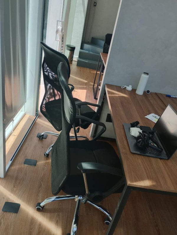 foto 2 de Capotaria Biano  reformas de cadeiras para escritório