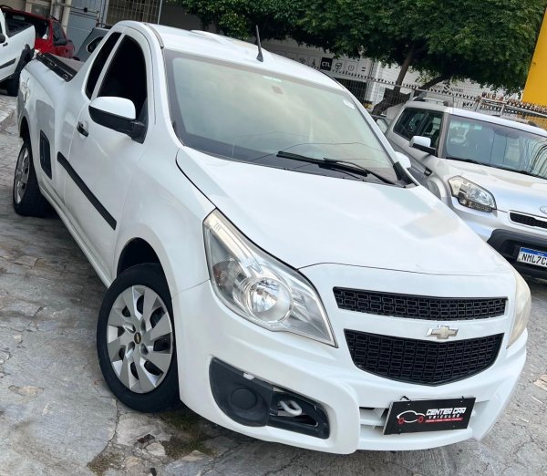 oferta Chevrolet Montana Ls Cs 1.4  2014/2015 da empresa Center Car Veículos
