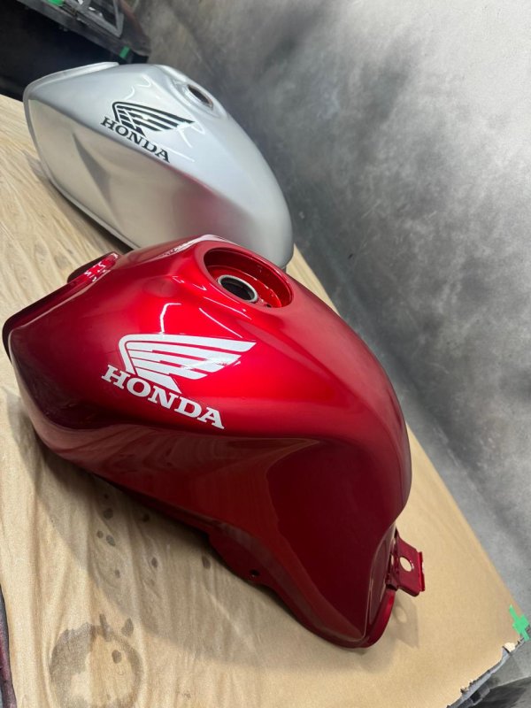 oferta Pintura do tanque da empresa Rennan Motos