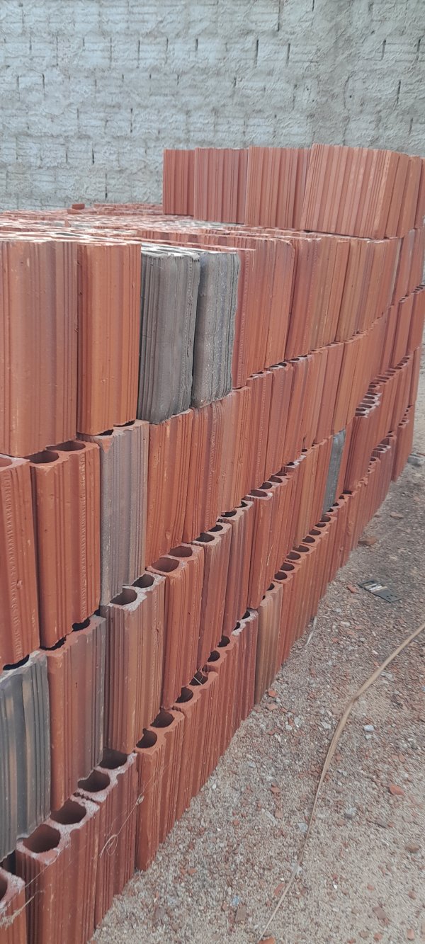 oferta Tijolo da empresa Construfer
