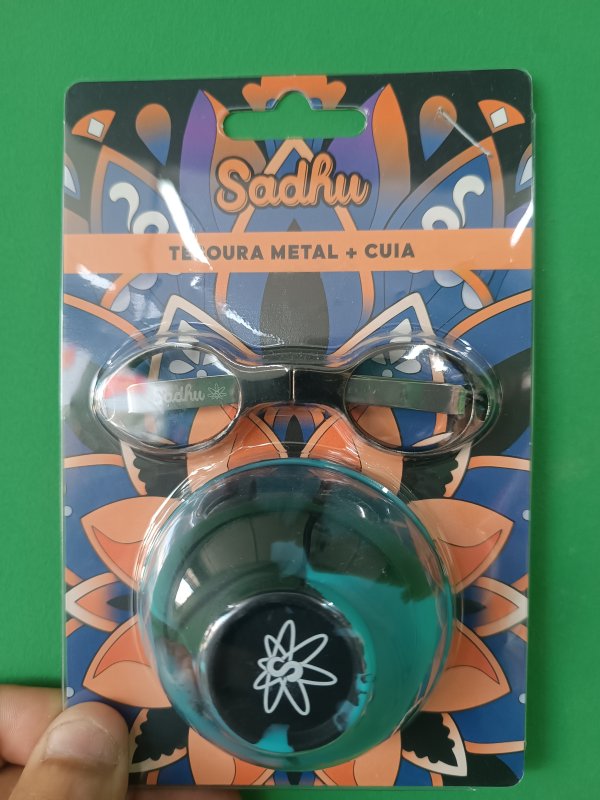 oferta Sadhu Tesoura metal+cuia da empresa Narguileste Tabacaria Abel Cabral