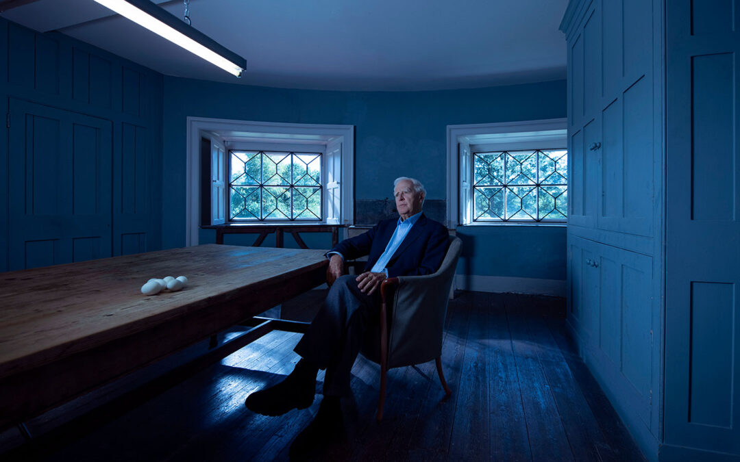 «The Pigeon Tunnel» se estrenará el 20 de octubre en Apple TV+