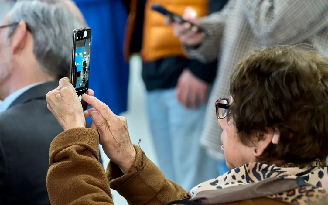 4 de cada 10 personas mayores declara temer a la inteligencia artificial