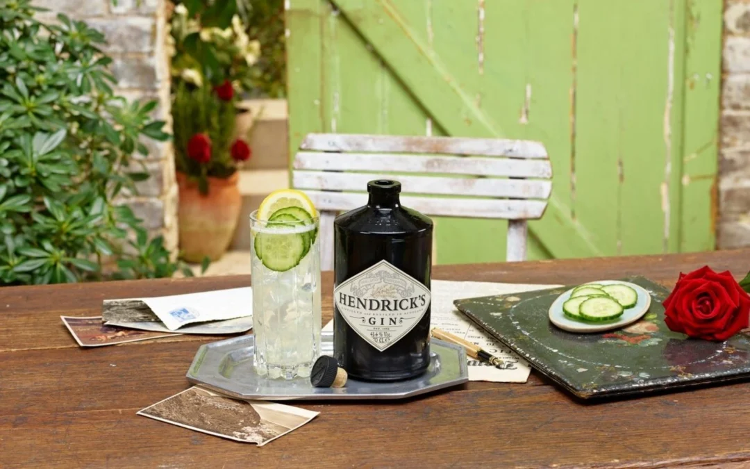 La relevancia del pepino al beber gin