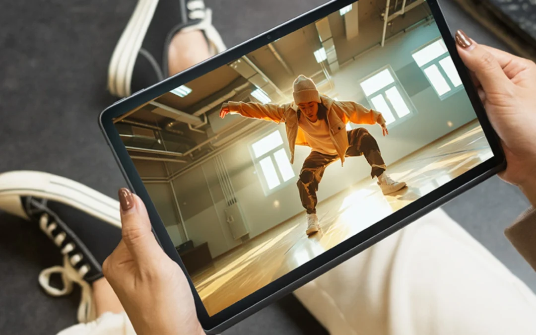 Lenovo presenta la Tab Plus: Innovación y rendimiento para una compañía perfecta