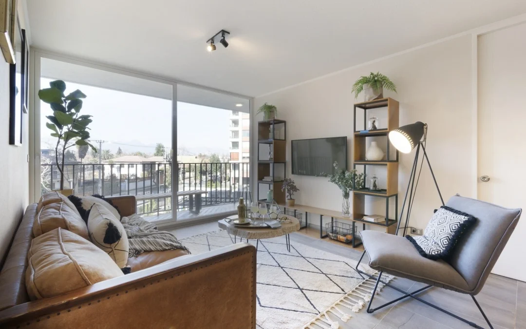 Tentaciones Dieciocheras: La campaña inmobiliaria de Echeverría Izquierdo