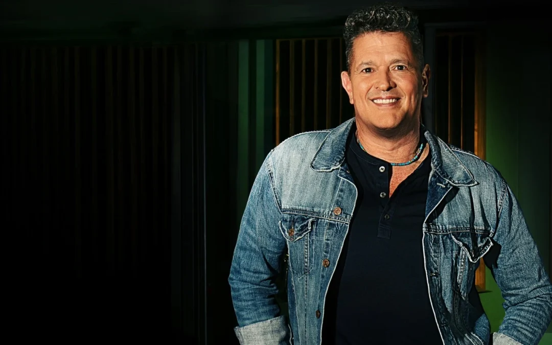 Max se prepara para el Latin Grammy con conciertos y producciones musicales latinas