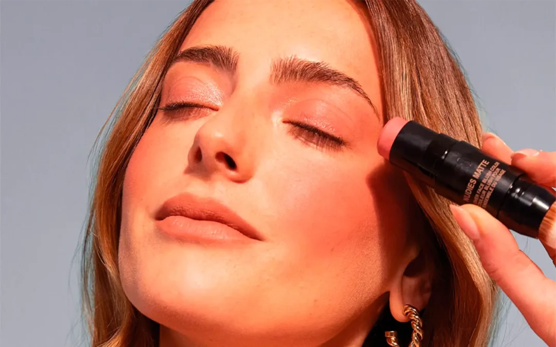 Belleza natural: ¿Cómo tener un look perfecto sin perder tu identidad?