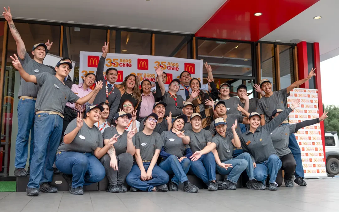 McDonald’s inauguró cinco restaurantes impulsando el empleo joven con 500 nuevos puestos de trabajo