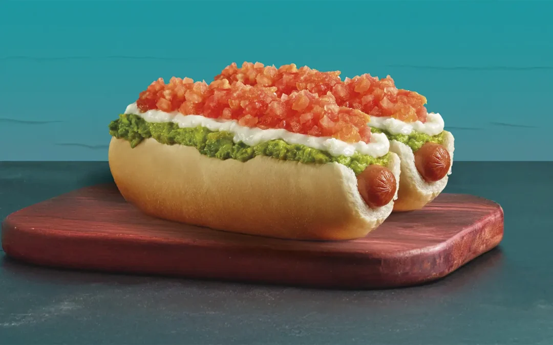 Dominó celebra el Día del Completo el 23 de mayo con promoción 2×1