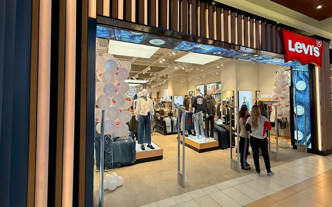 Levi’s inaugura su tienda más grande en Chile en Cenco Costanera