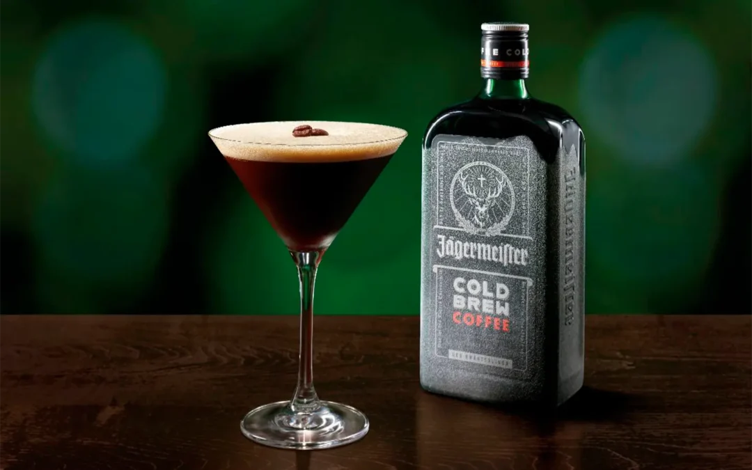 Rompiendo esquemas: Jägermeister Cold Brew Coffee y su vínculo con el Martini
