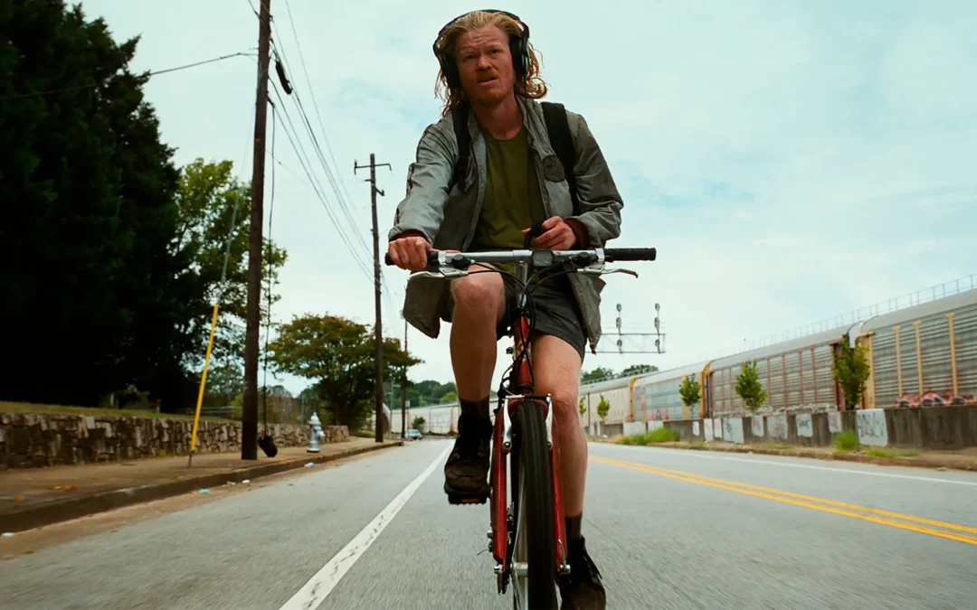 Yorgos Lanthimos vuelve con «Bugonia», una sátira alienígena con Emma Stone y Jesse Plemons