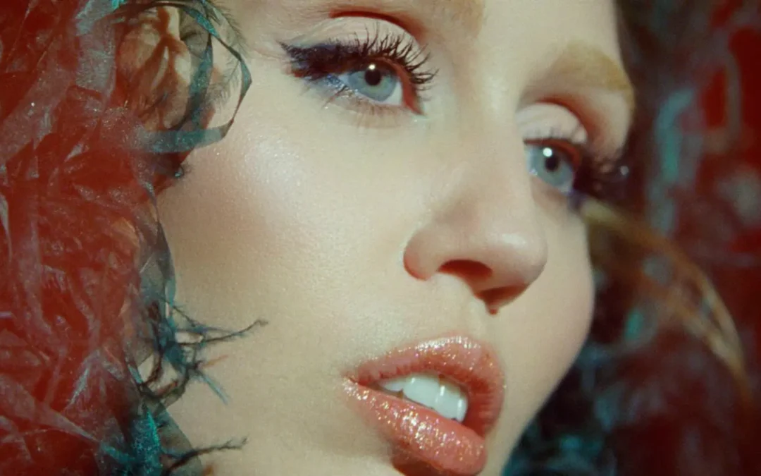 Miley Cyrus vuelve a brillar en Disney+: “Something Beautiful” llega como una experiencia musical única