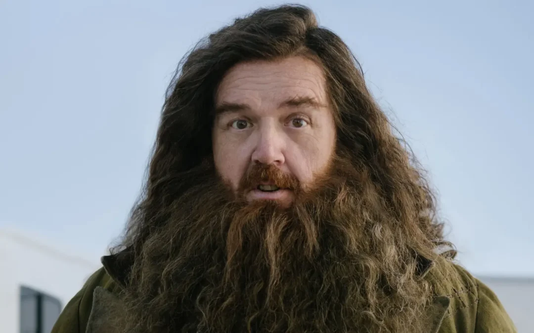 Mira la primera imagen de Rubeus Hagrid en la serie de «Harry Potter»