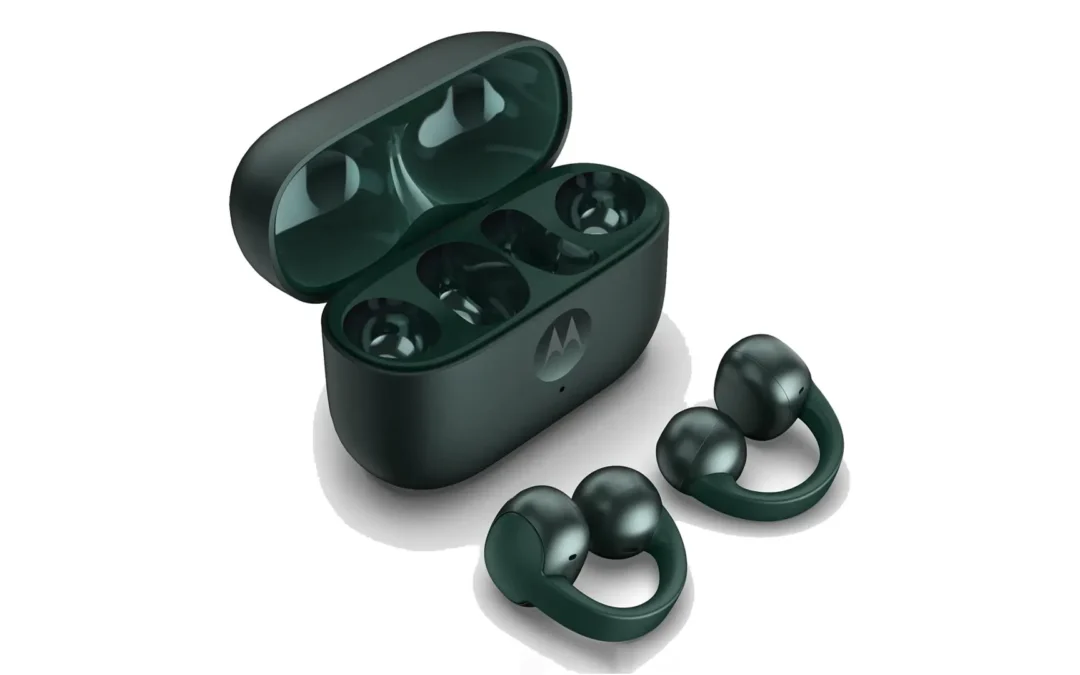 ¡Ya están en Chile! Conoce el precio y funciones de los nuevos moto buds loop y moto watch fit