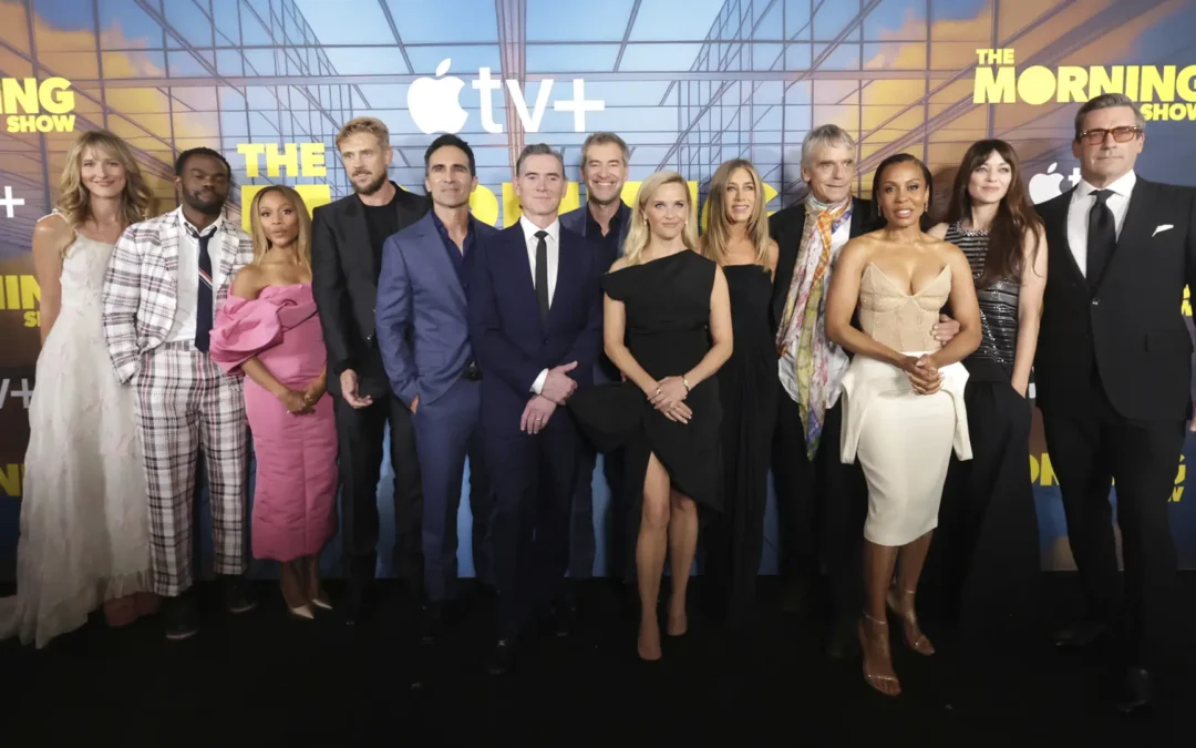 Apple TV+ festeja el estreno de la cuarta temporada de The Morning Show con Jennifer Aniston y Reese Witherspoon