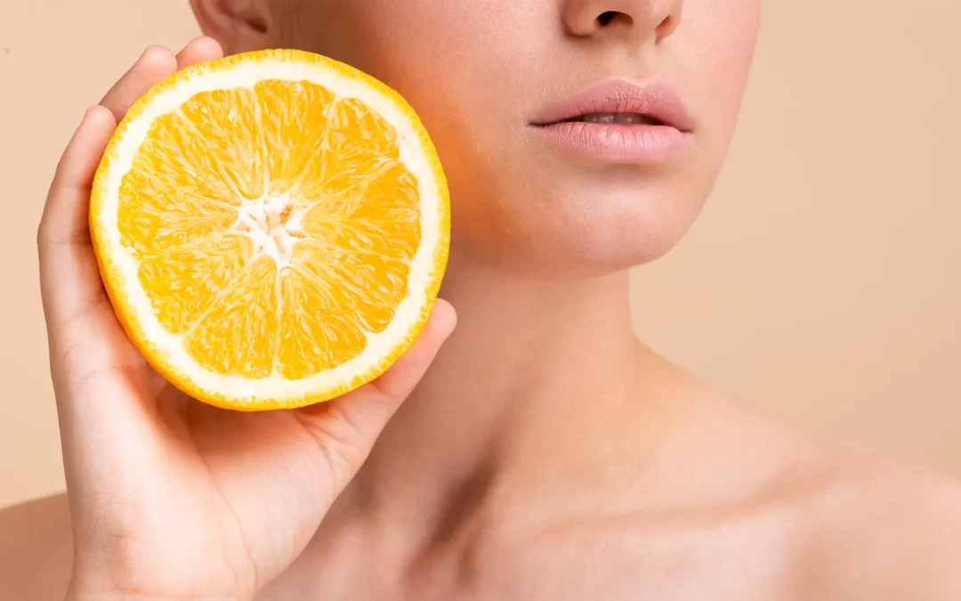 Vitamina C en la piel: 5 mitos y verdades que debes conocer