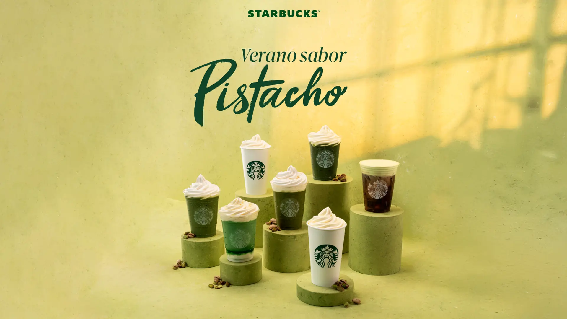 El verano se llena de sabor y frescura con las nuevas bebidas de temporada de Starbucks