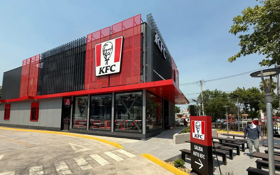 KFC inauguró en Chile su primer local modular sostenible y proyecta más de 20 aperturas para 2026