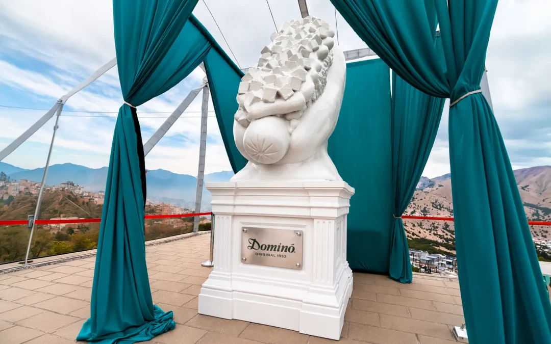 Dominó inauguró monumento al completo y abrirá su histórica sucursal para el Día de los Patrimonios