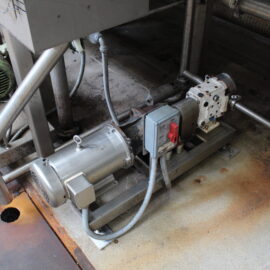 Displacement Pump