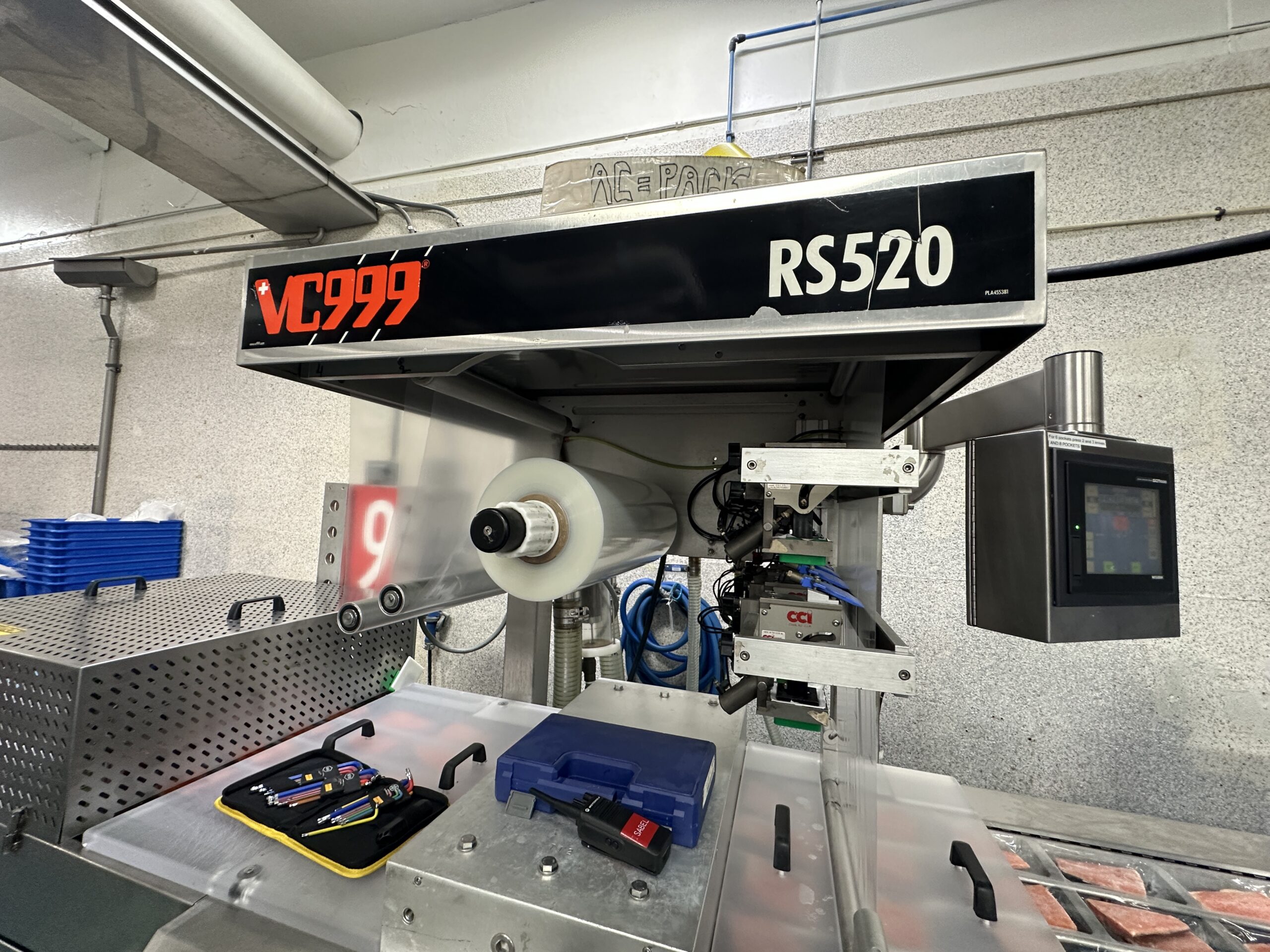 VC999 Thermoforming Machine - Image 4