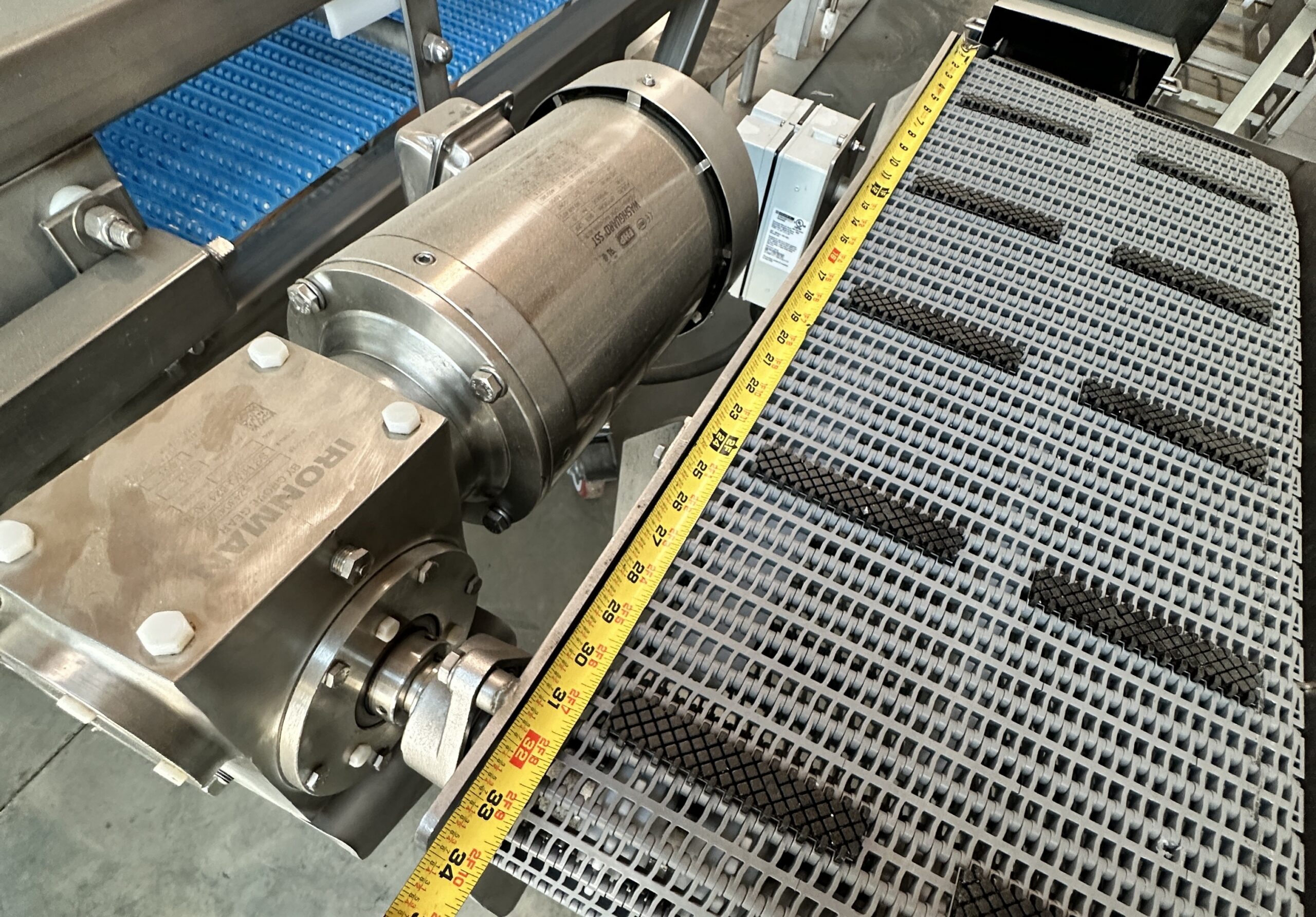 Z-Style Belt Takeaway Conveyor - Image 5