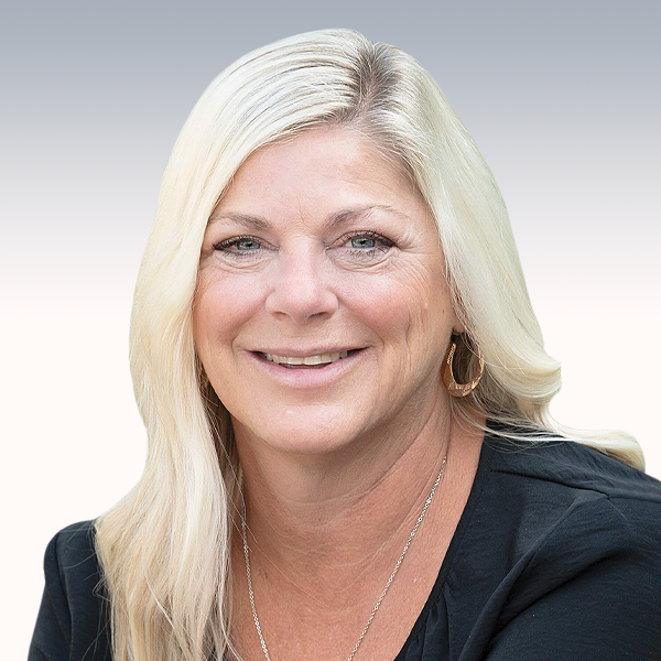 Lisa McCarthy Cincinnati Real Estate Agent Photos & Reviews