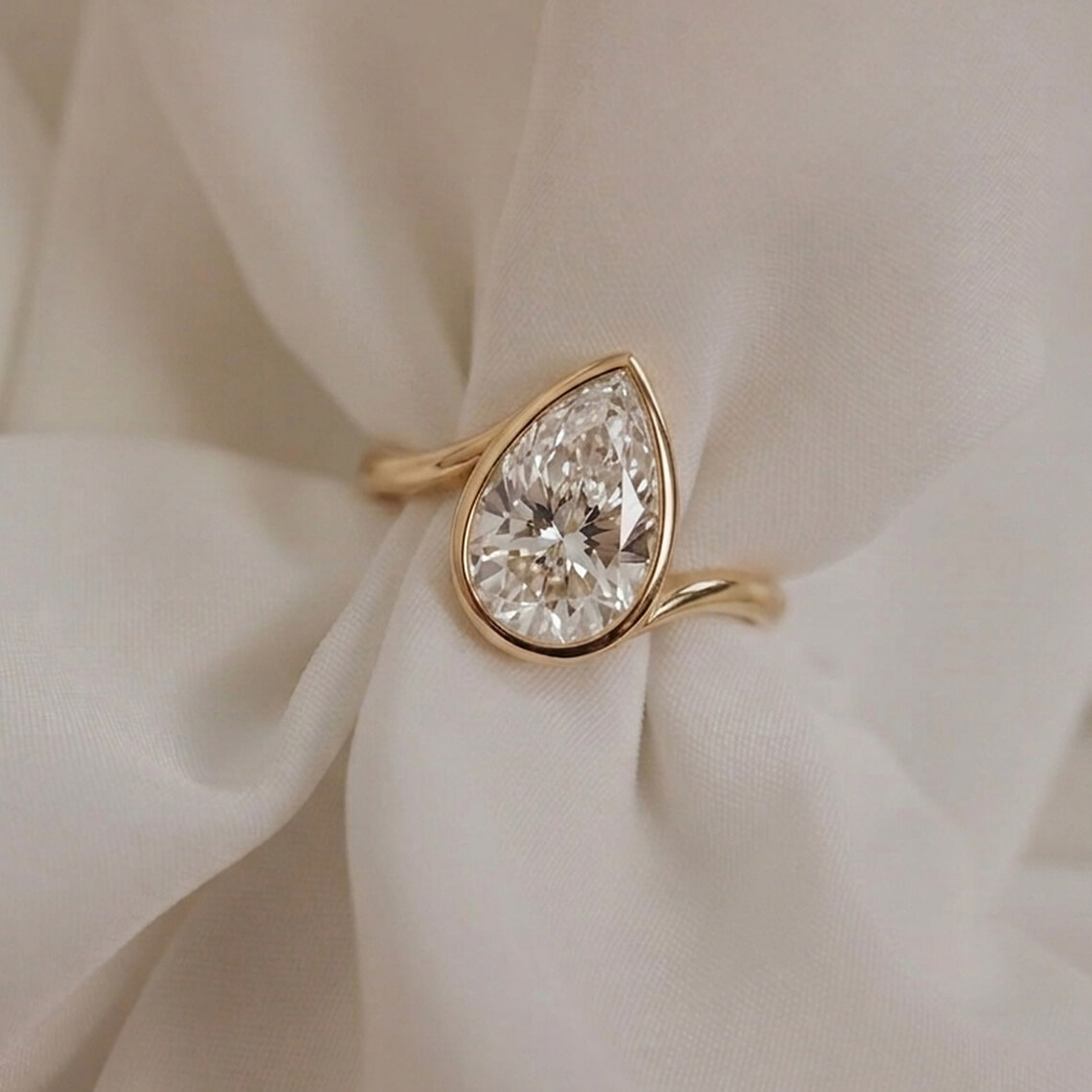 crest engagement ring