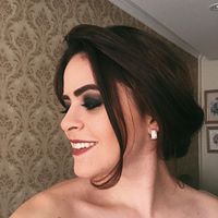 Letícia Neves Pirolo