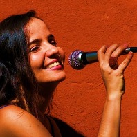 Thais Siqueira