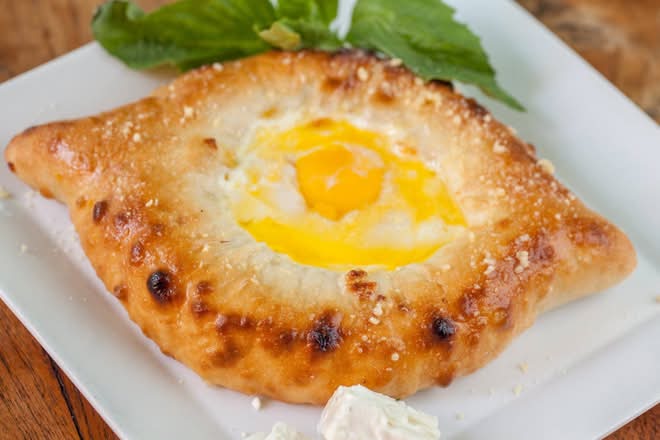 Khachapuri