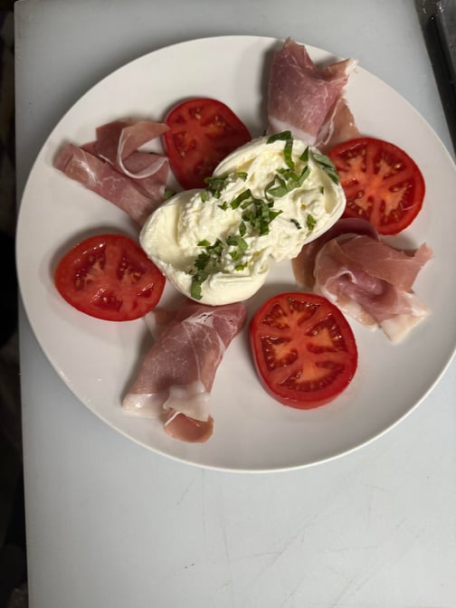 Prosciutto Burrata Mozzarella