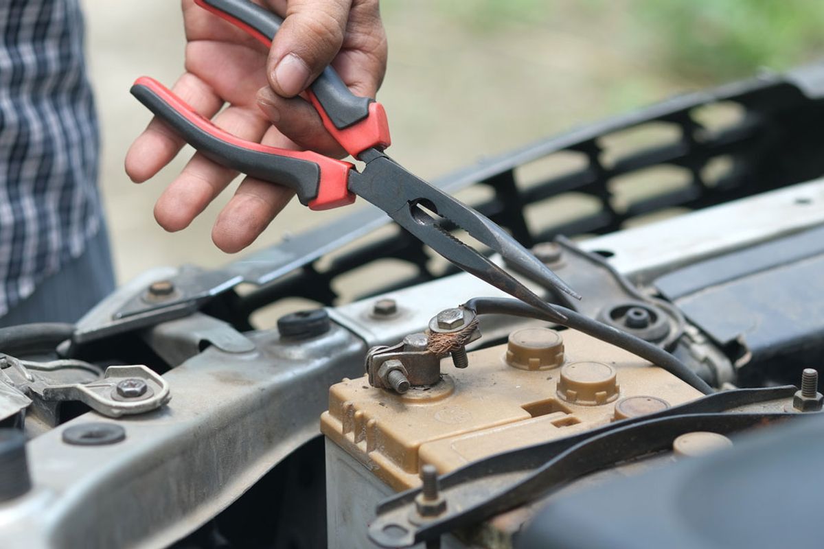 Can-you-use-a-marine-battery-in-a-car.jpg