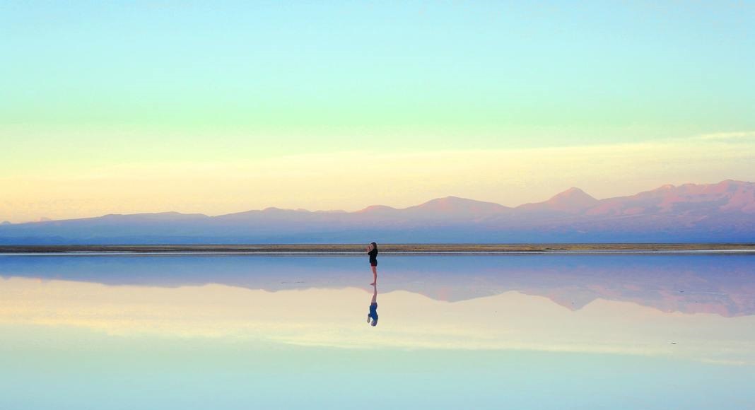 Salar atardeciendo en Chile.