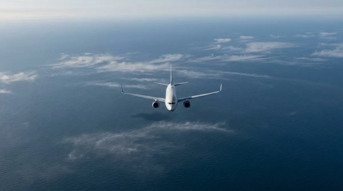 How ETOPS Rules Decide Which Twinjets Are Allowed To Cross an Ocean