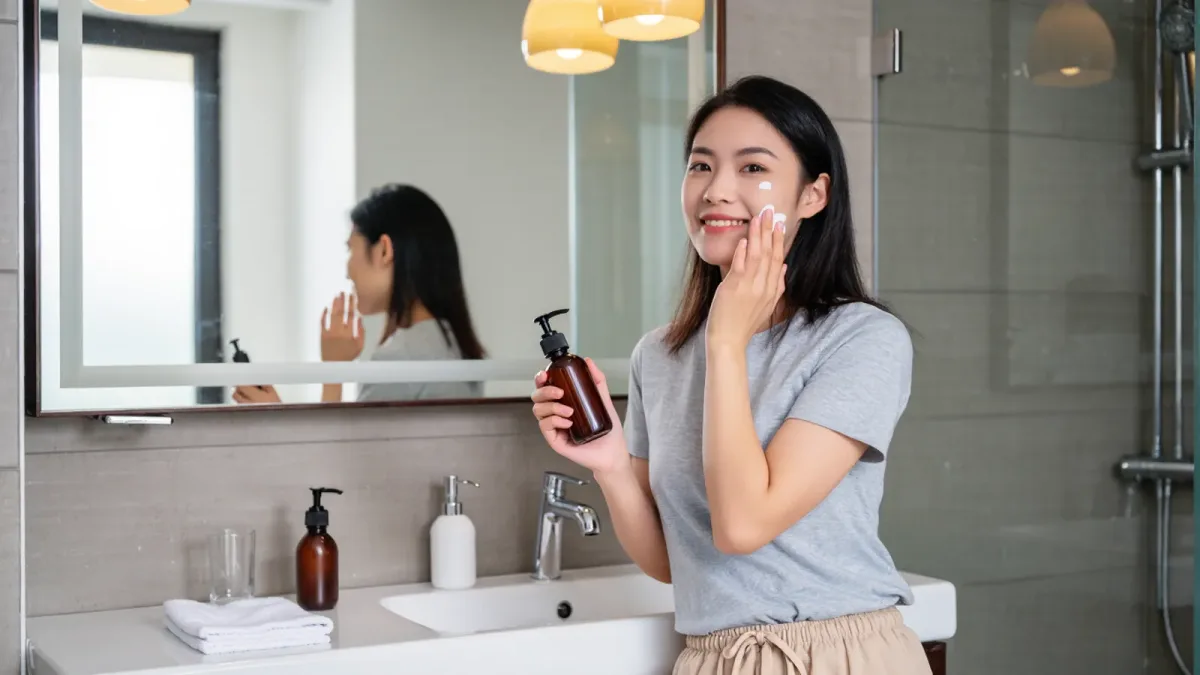 Retinoids for Skin: What the Evidence Actually Supports