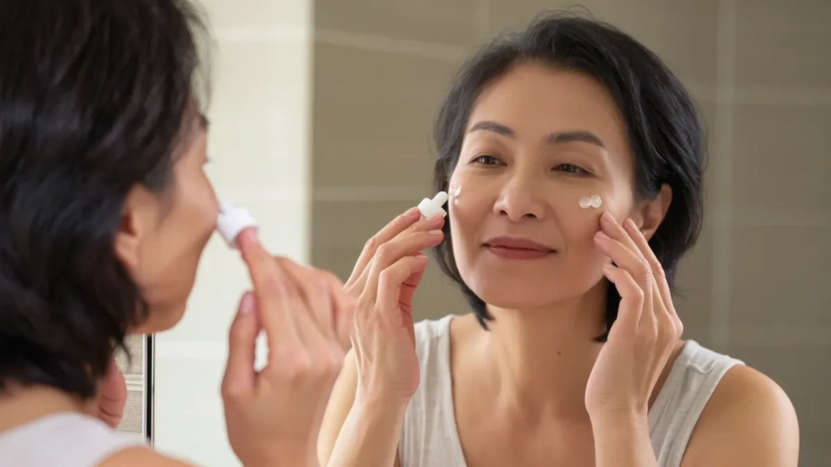 Does Retinol Really Work? What the Evidence Shows
