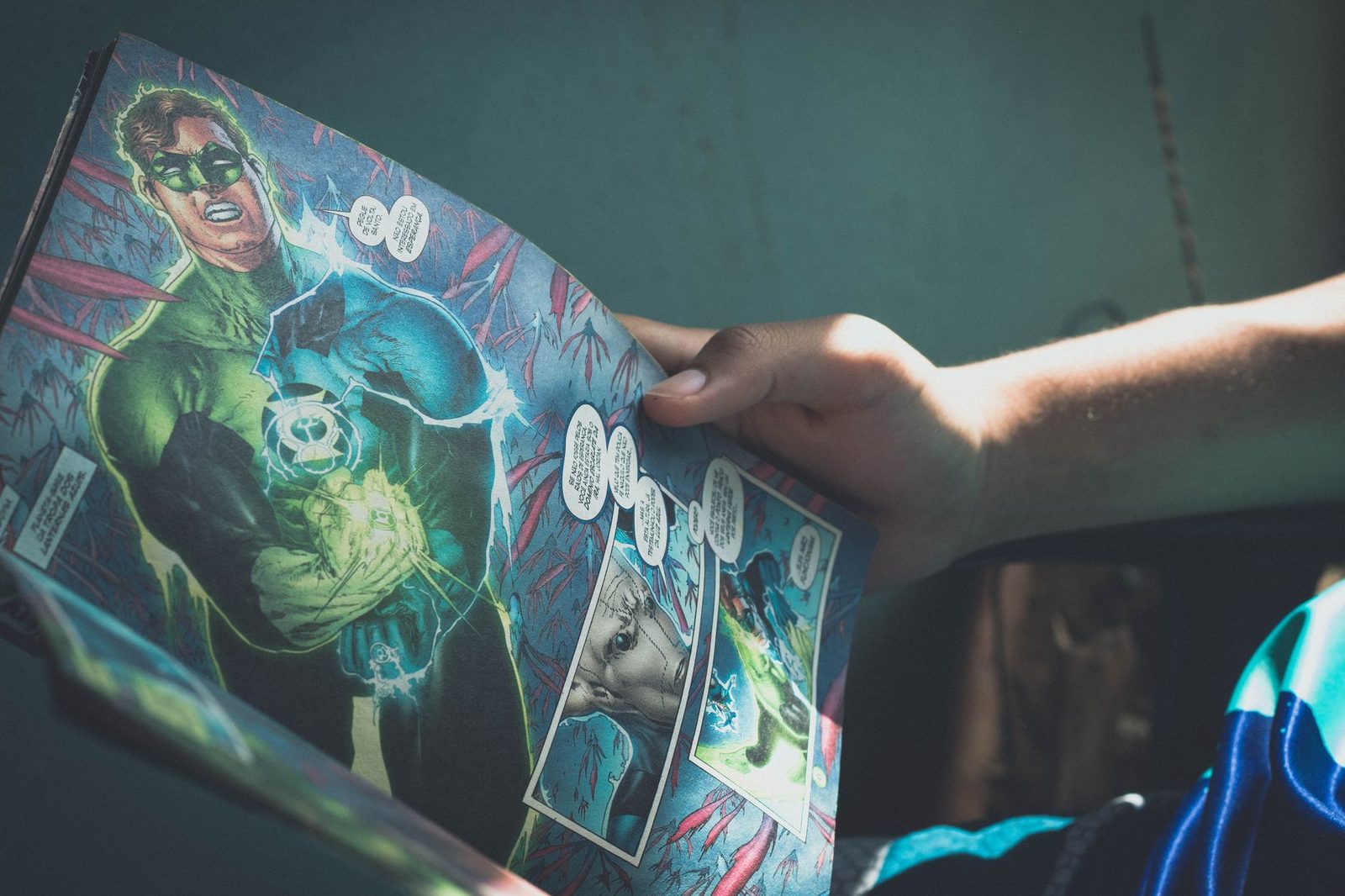 How to Assess Character Development in Comic Series — supporting image 3