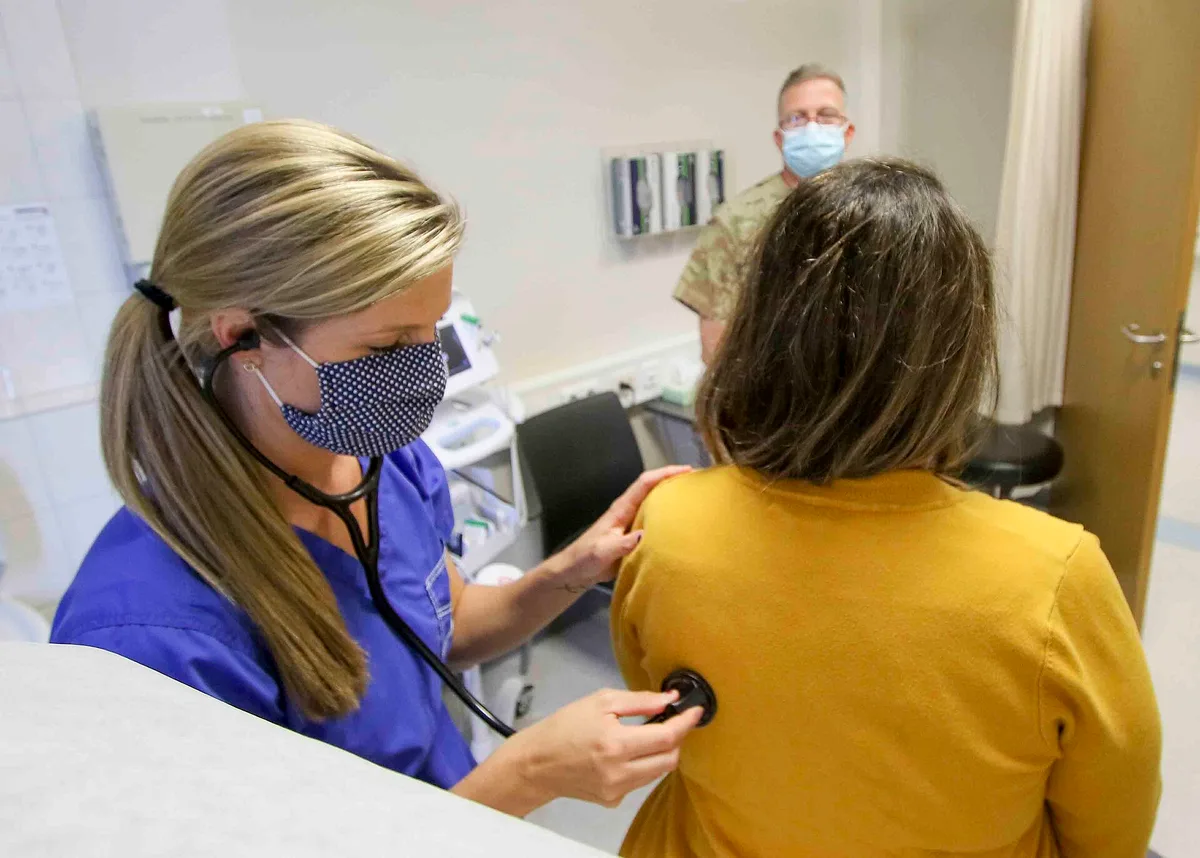 What a Nurse Preceptorship Actually Involves, and How to Make the Most of One