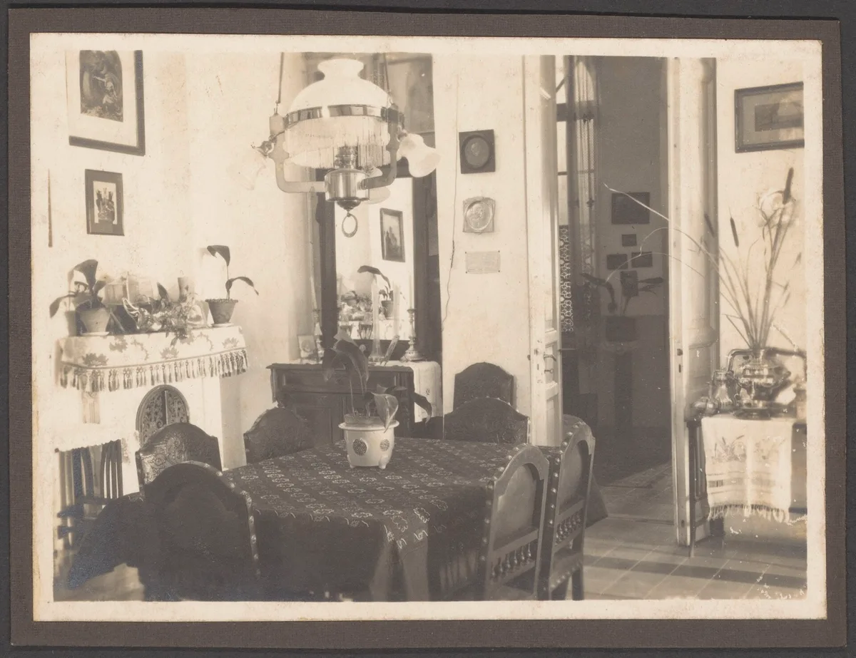 Matching Dining Room Chairs to Your Table