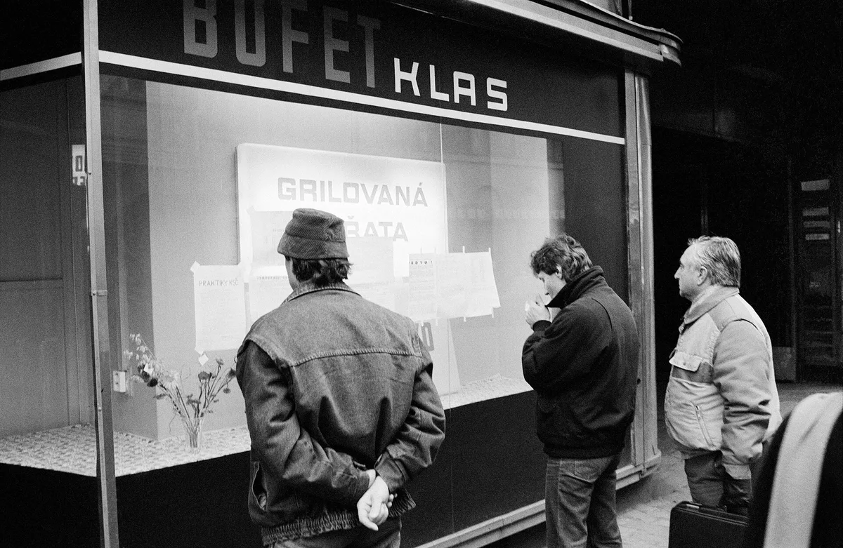 How to read restaurant news: openings, closings, and what to trust