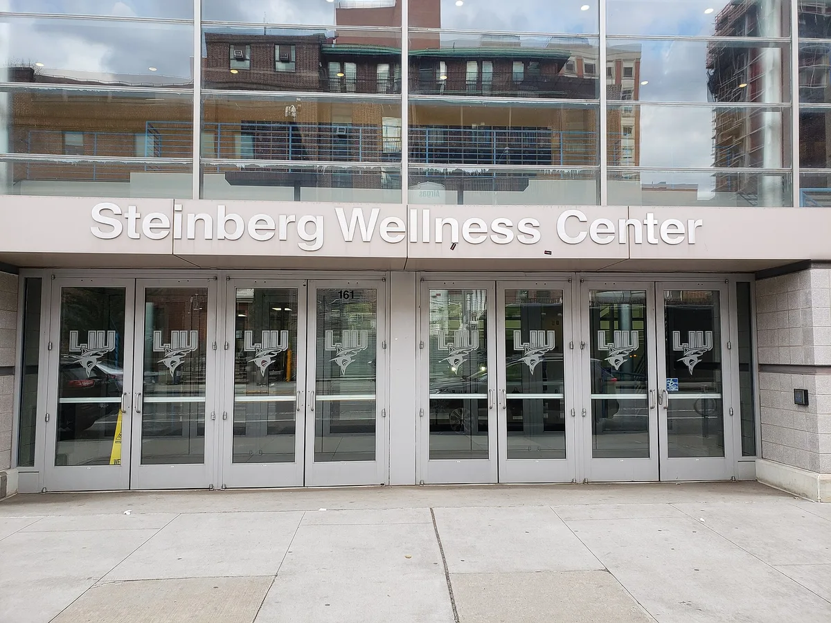 How to Choose a Wellness Center That Actually Fits You