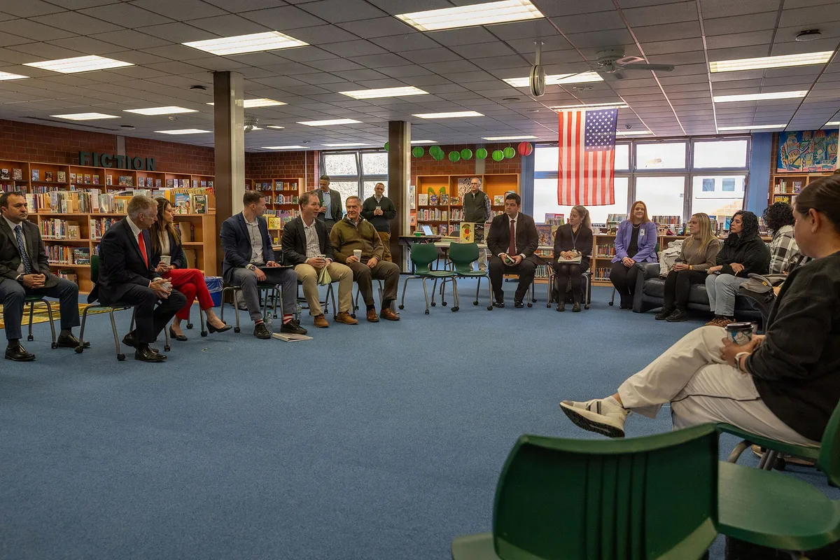How to Conduct Effective Community Listening Sessions for News Planning